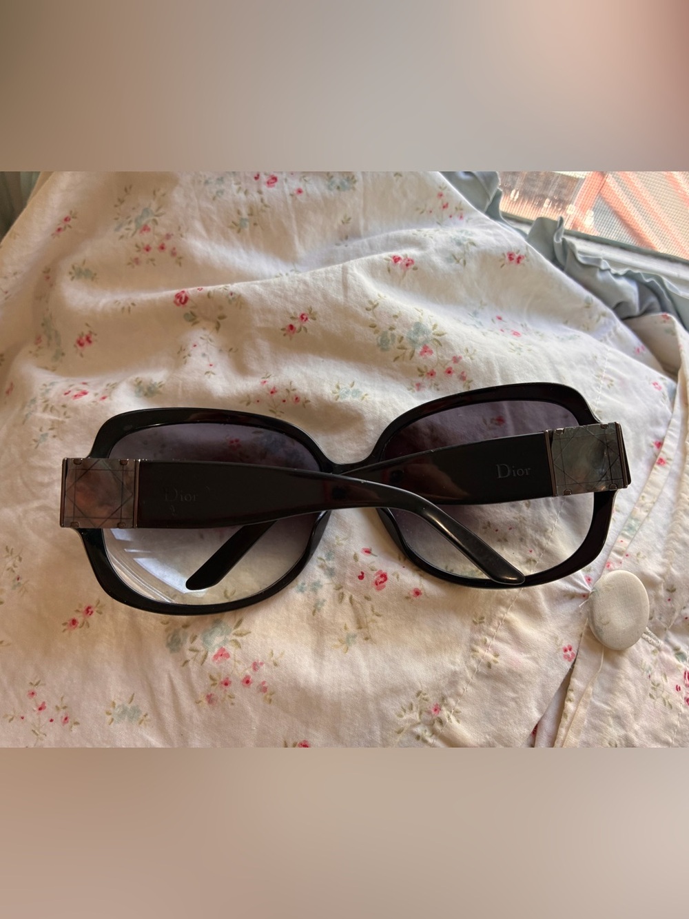 DIOR Sunglasses with gradient lenses - Picture 7 of 12